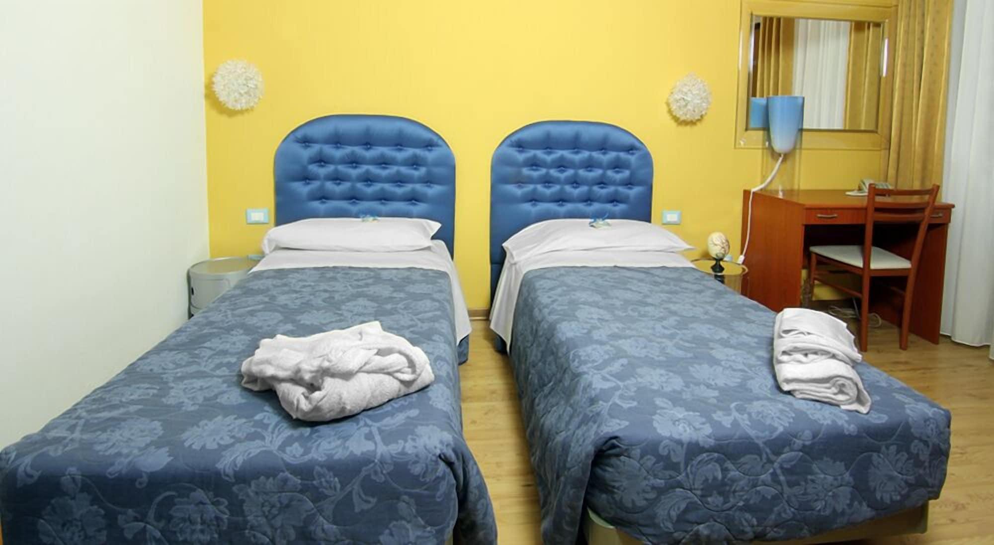 Albergo Al Viale Trieste Ngoại thất bức ảnh