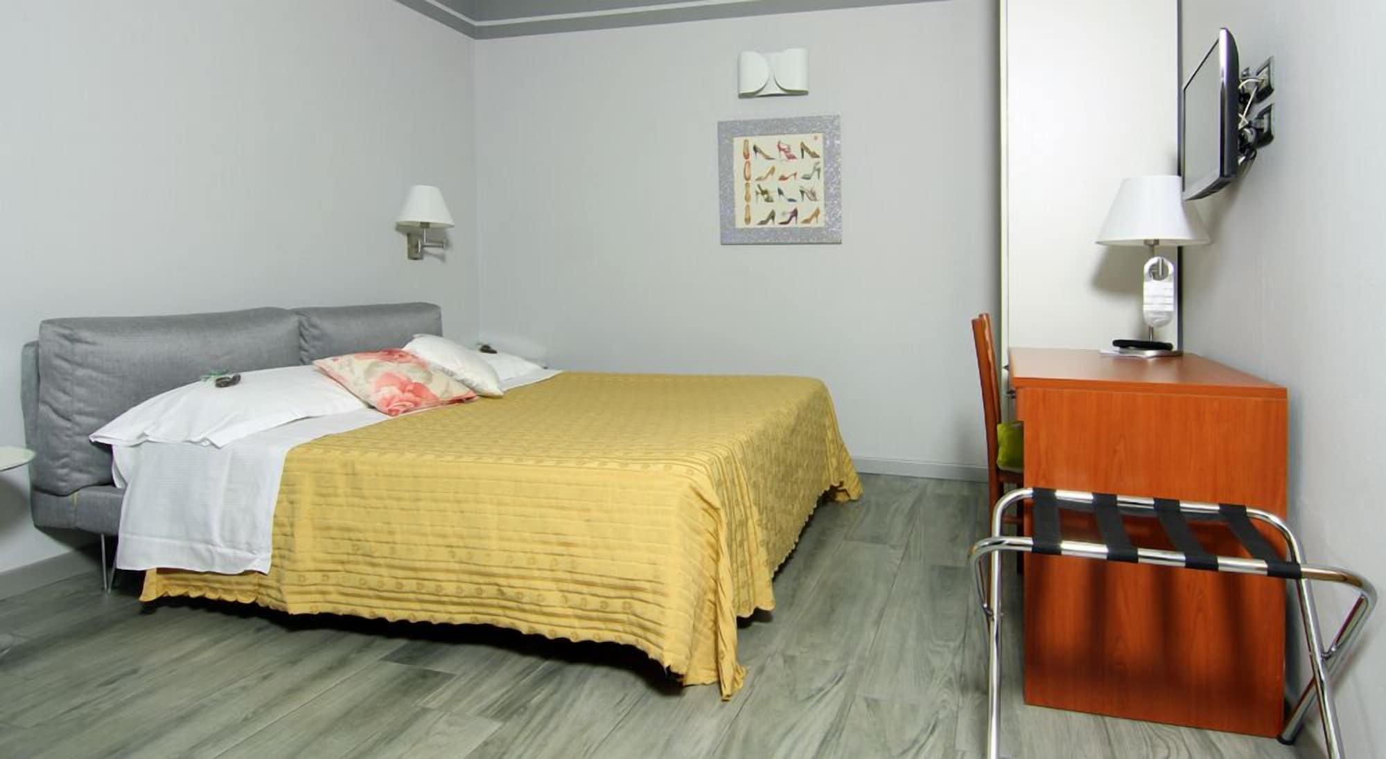 Albergo Al Viale Trieste Ngoại thất bức ảnh