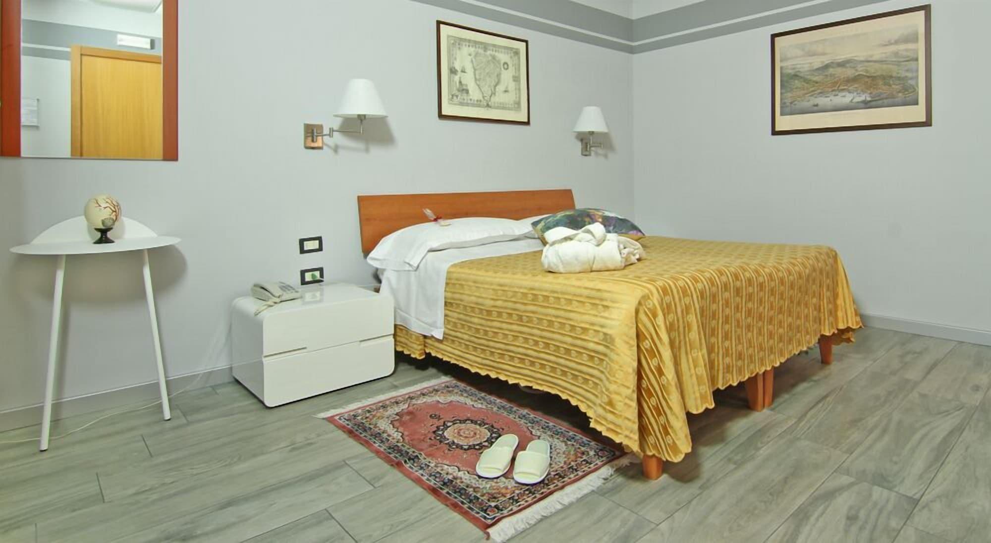 Albergo Al Viale Trieste Ngoại thất bức ảnh