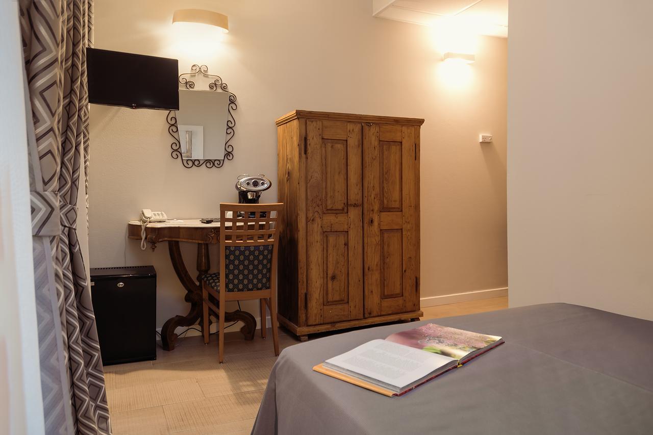 Albergo Al Viale Trieste Ngoại thất bức ảnh