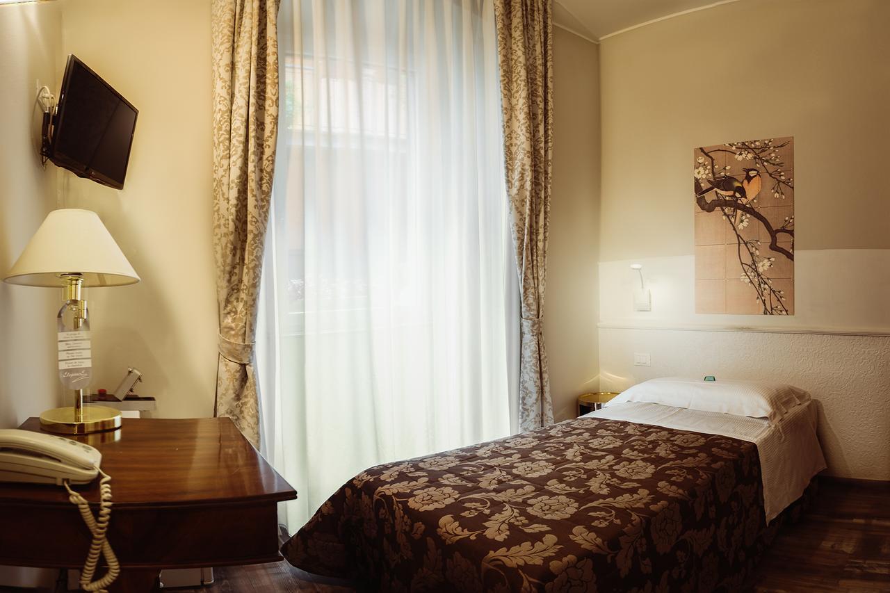 Albergo Al Viale Trieste Ngoại thất bức ảnh